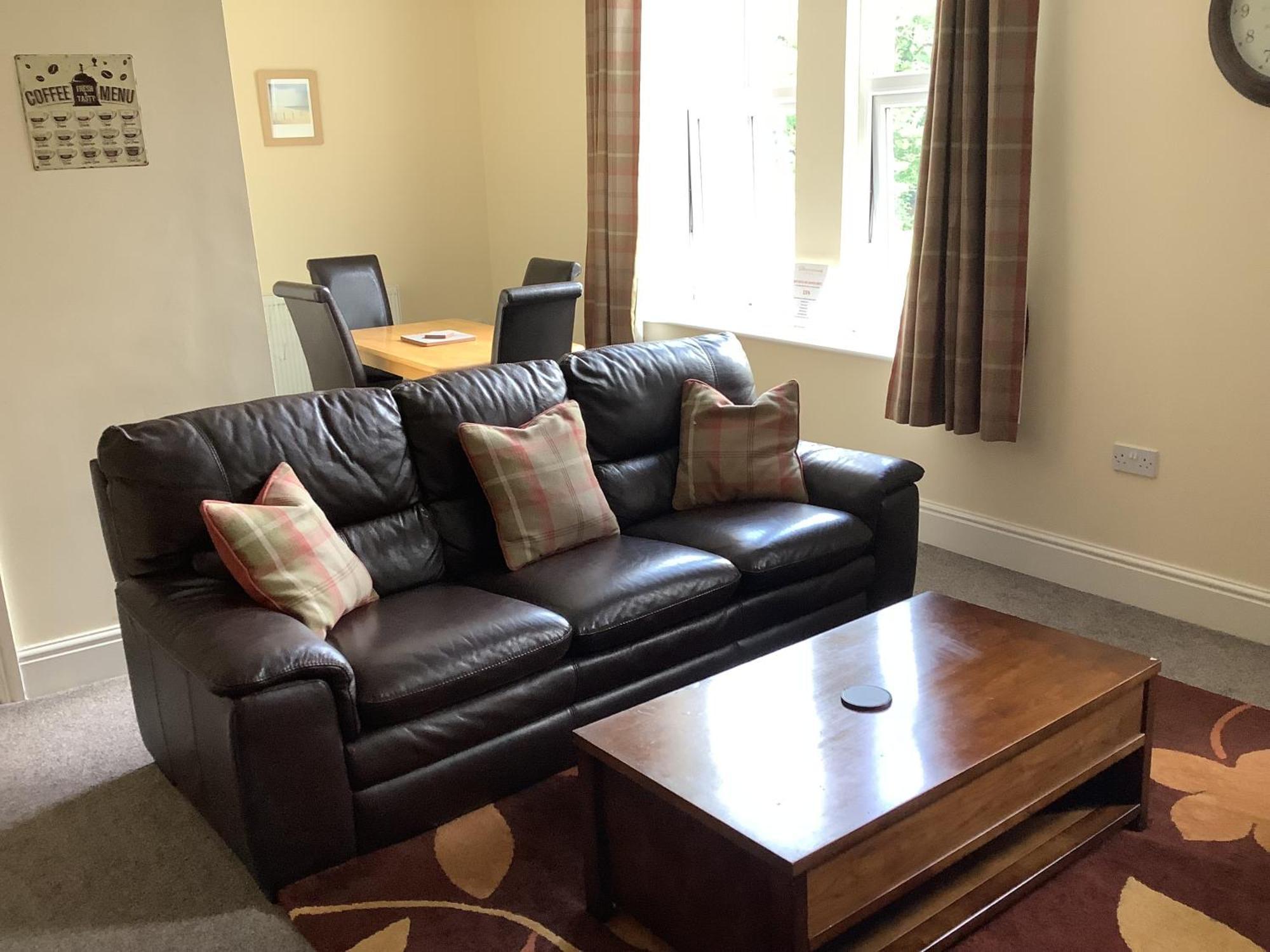Jeffersons Abbey Road Serviced Apartments (Adults Only) Barrow-in-Furness Esterno foto