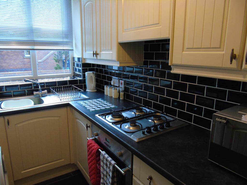 Jeffersons Abbey Road Serviced Apartments (Adults Only) Barrow-in-Furness Esterno foto